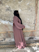 Load image into Gallery viewer, Luxe Puff  Drop Sleeve Abaya