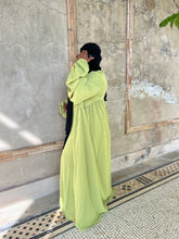 Load image into Gallery viewer, Luxe Puff  Drop Sleeve Abaya