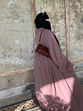 Load image into Gallery viewer, Luxe Puff  Drop Sleeve Abaya