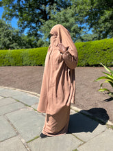 Load image into Gallery viewer, Summer 2 pieces jilbabs : Light Brown