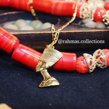 Load image into Gallery viewer, Egyptian Queen Nefertiti Pendant Necklace